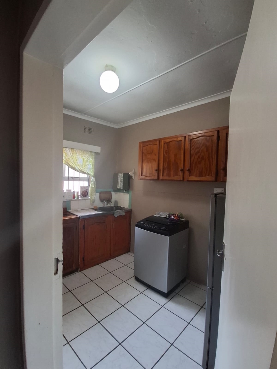 1 Bedroom Property for Sale in Quigney Eastern Cape
